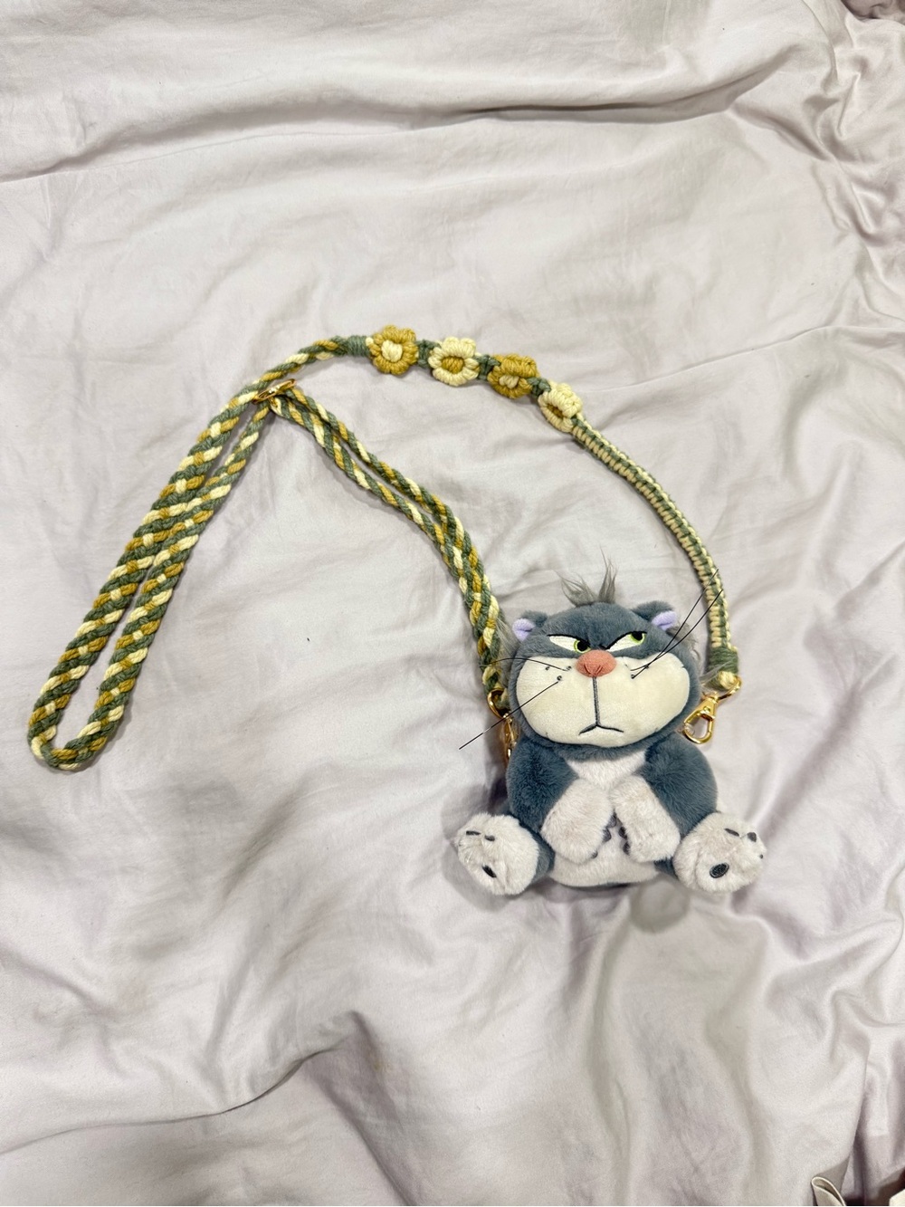 Disney limited Cinderella Lucifer Cat doll Plush Shoulder Cellphone Bag - Picture 8 of 9